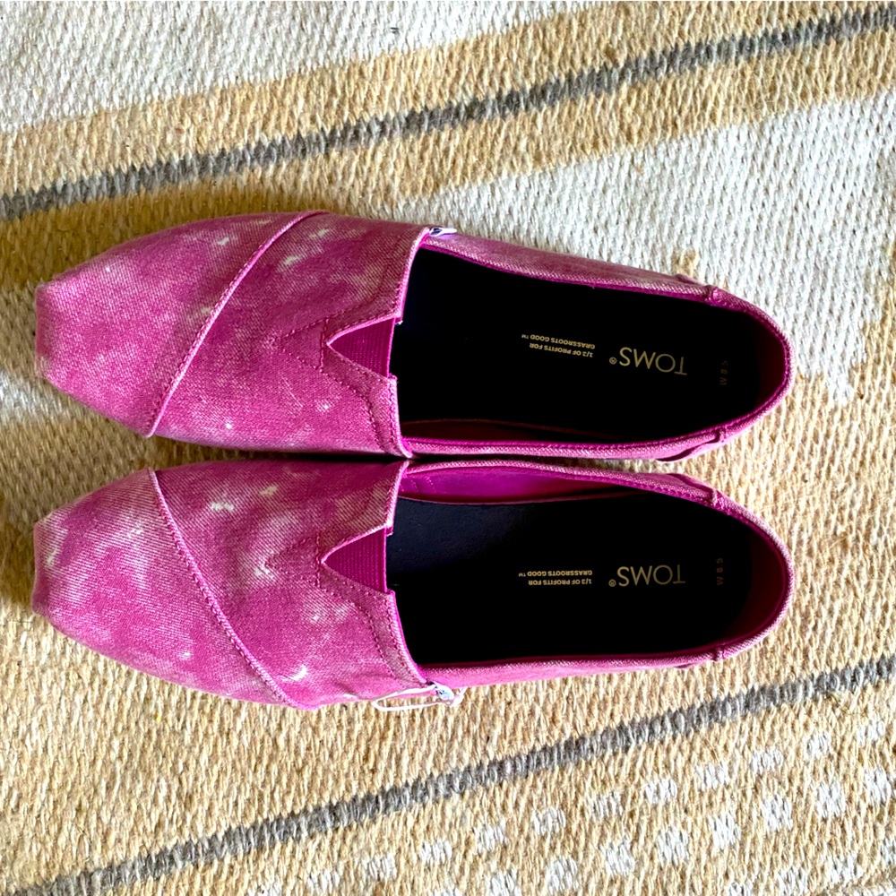 Tom’s Women’s Alpargata Dark Fuschia  Distressed-Washed, Canvas Shoe
